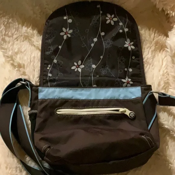 Sherpani Milli Crossbody Bag - Picture 2 of 4